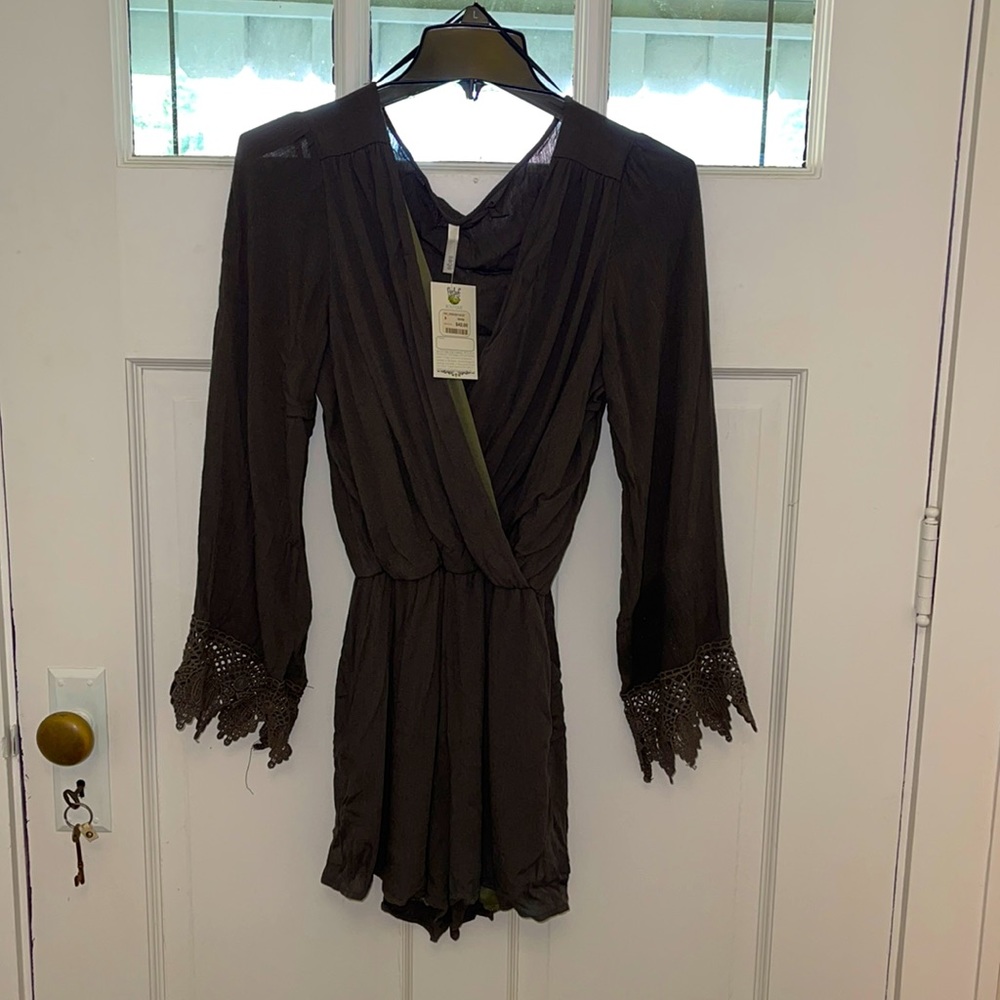 Figleaf boutique olive green romper size small